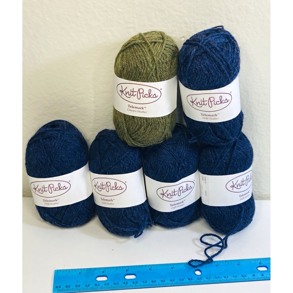Knit Picks Telemark Heather Sport Weight Yarn 100% Peruvian Wool 5 Blue 1 Green